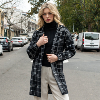 FROM DESK TO DATE NIGHT: HOW TO BUILD A SEASONLESS WARDROBE WITH ANYDAIS